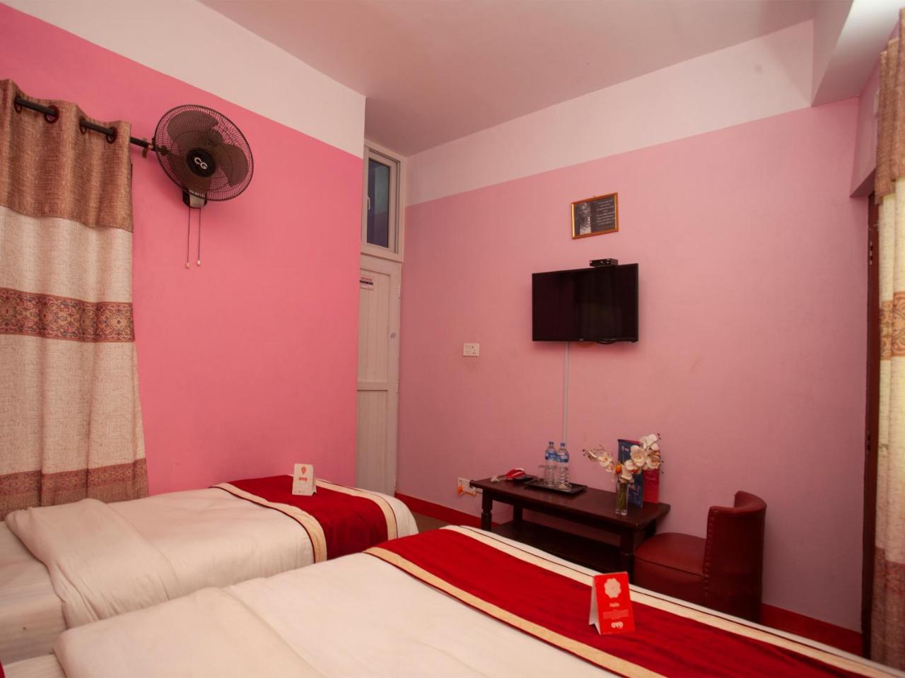 Oyo 195 Global Hotel And Resort Kathmandu Luaran gambar